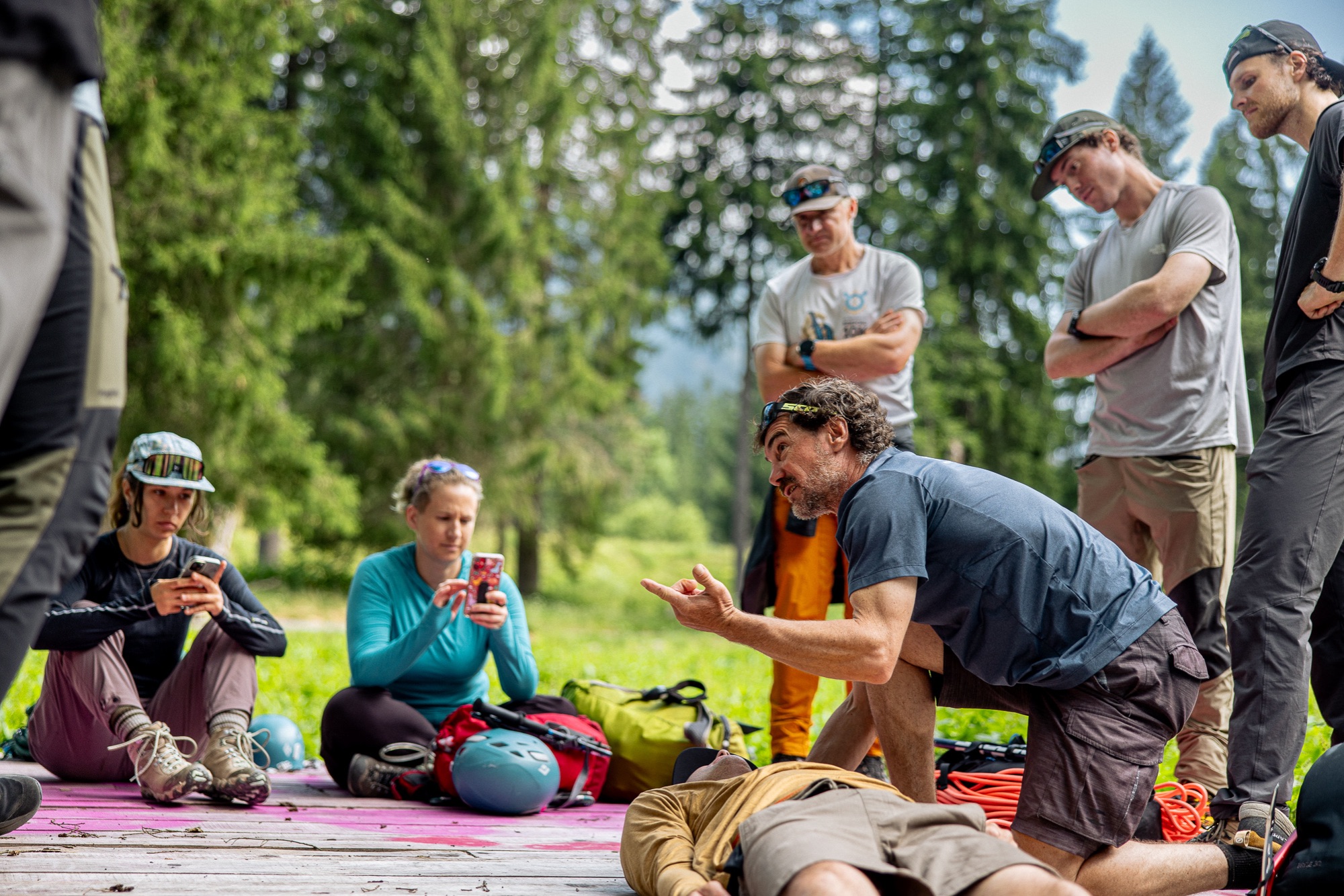 FIRST AID AND BASIC RESCUE WITH LA CHAMONIARDE
