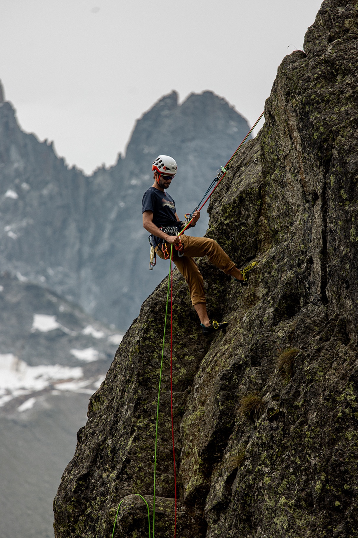 ESCALADE GRANDES VOIES AVEC SCARPA
