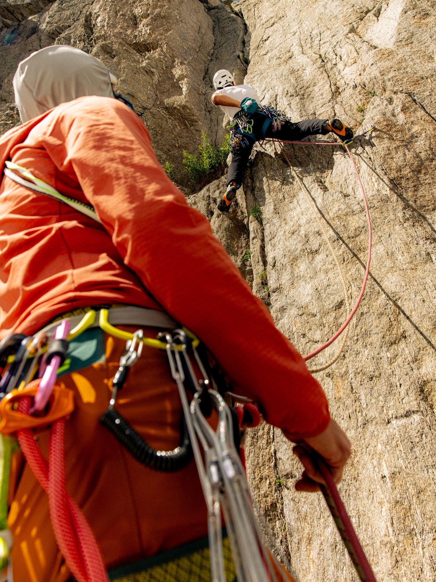 GRIMPER EN TETE – ESCALADE ROCHER