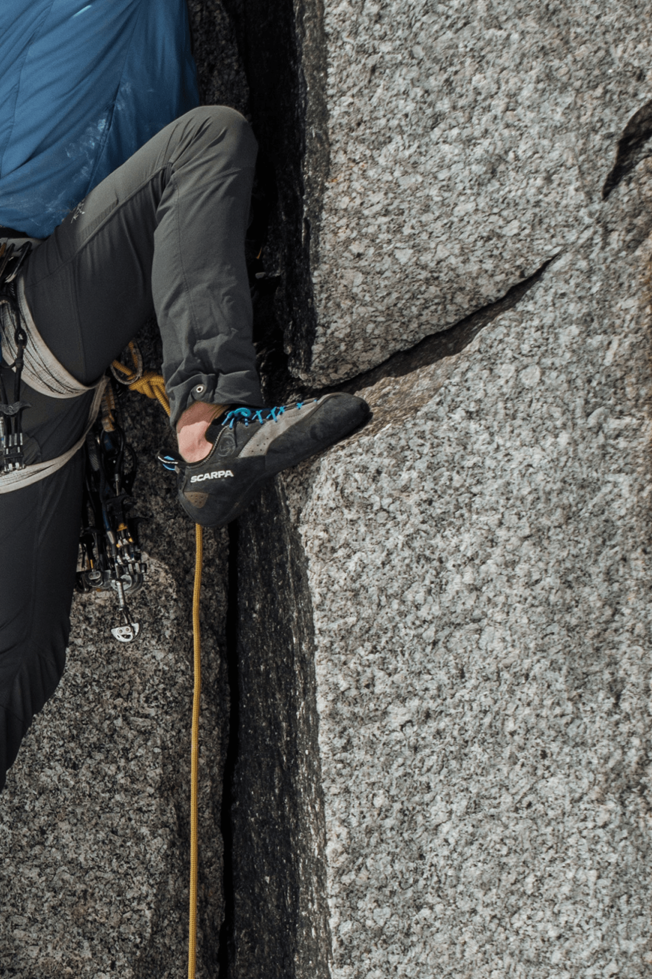 ESCALADE GRANDES VOIES AVEC SCARPA