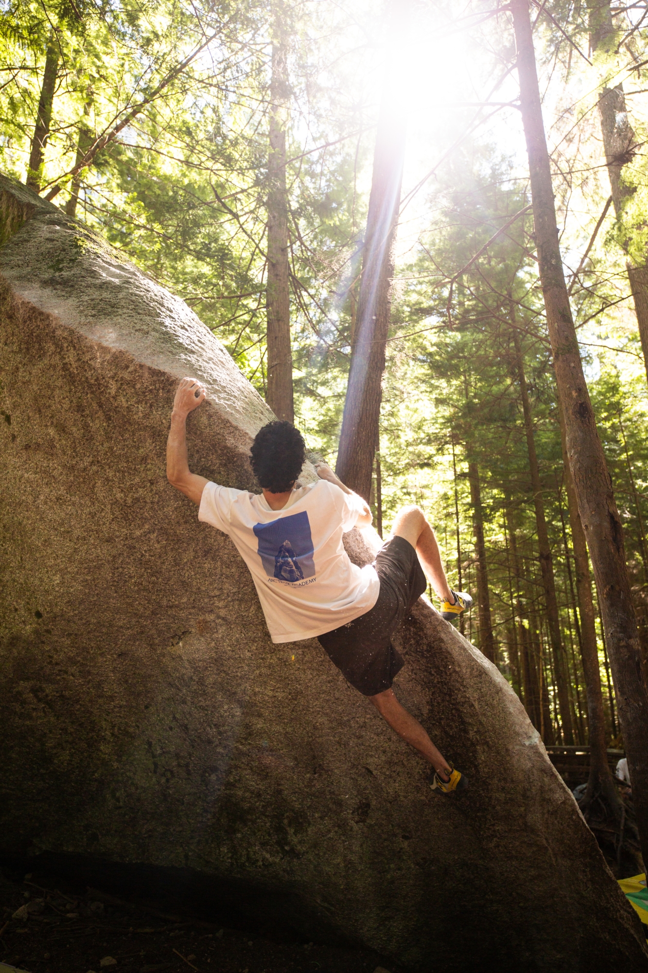 BOULDERING & VISUALISATION CLINIC WITH HAMISH MCARTHUR